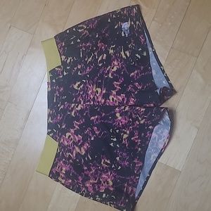 The North Face Lined Running Shorts size M